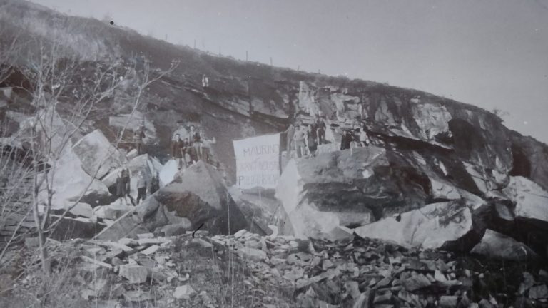 1946