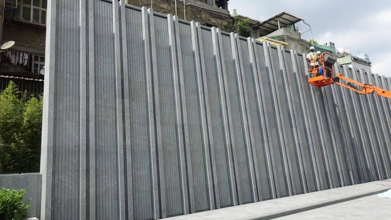Sede principale di un assicurazione e albergo di lusso