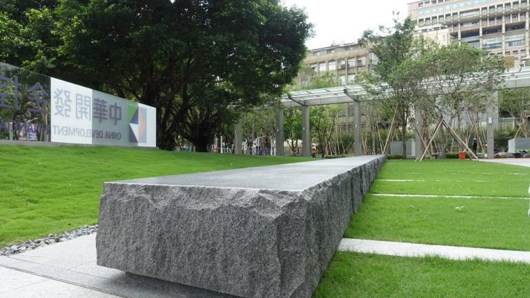 Sede principale di un assicurazione e albergo di lusso