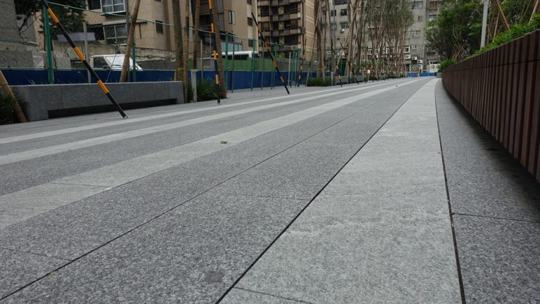 Sede principale di un assicurazione e albergo di lusso