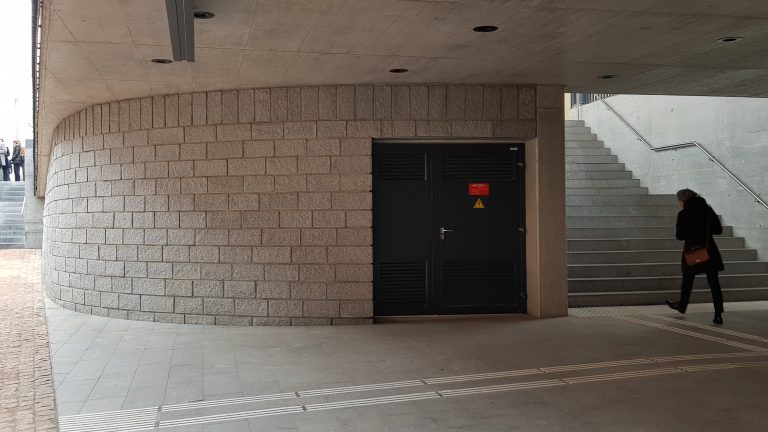 Stazione ferroviaria (FFS)