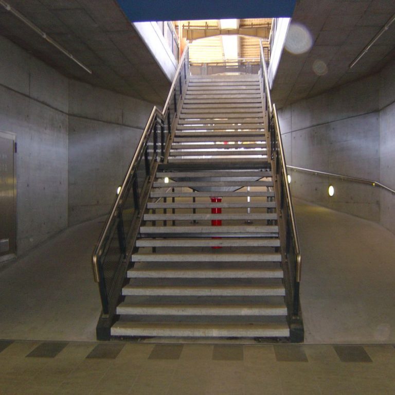 Stazione ferroviaria (FFS)