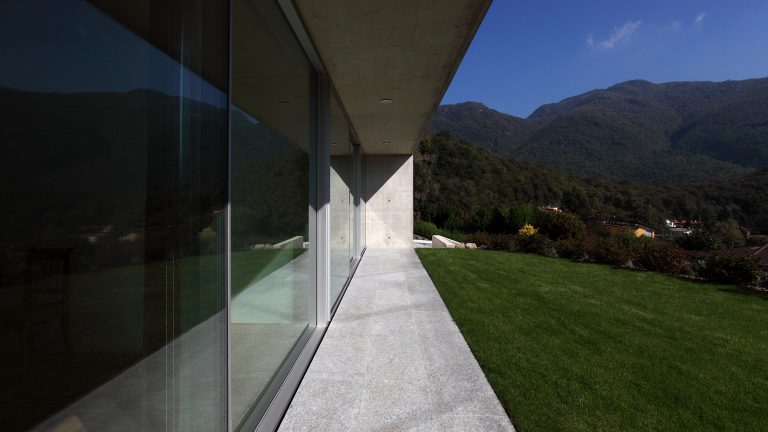 Casa bifamiliare