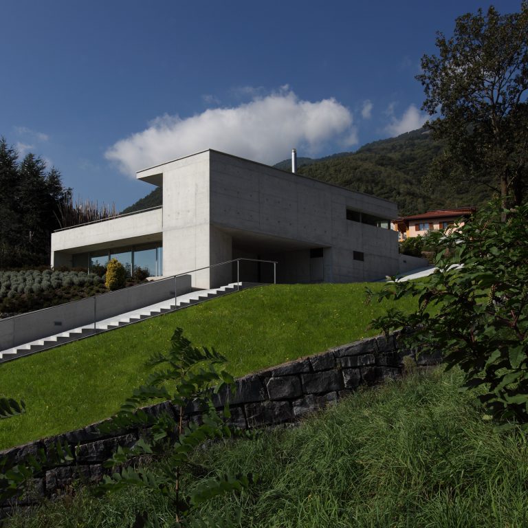 Casa bifamiliare