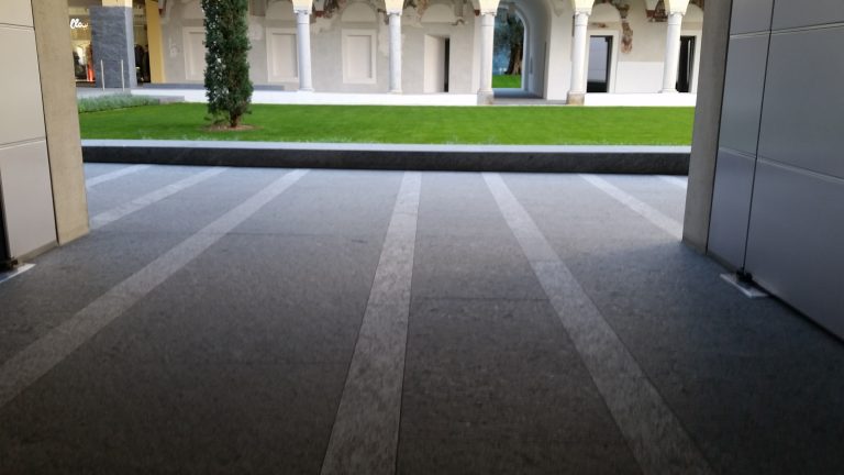 Piazza Luini