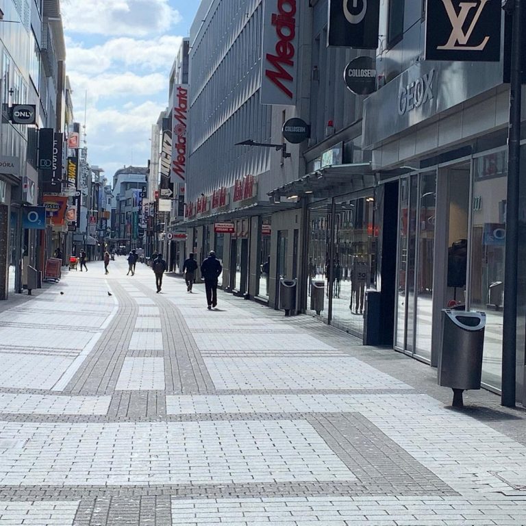 Via dello shopping (Hohe Strasse)